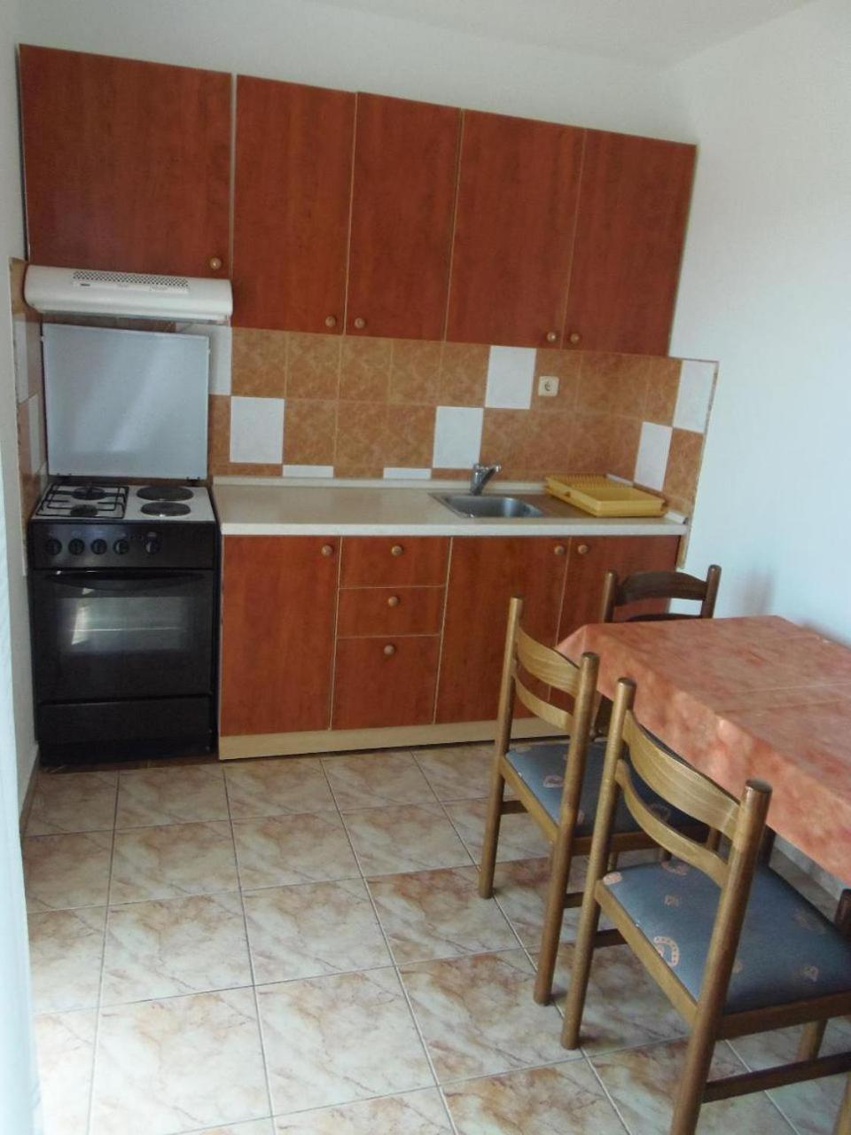 Apartments Zoran Povljana Exterior foto